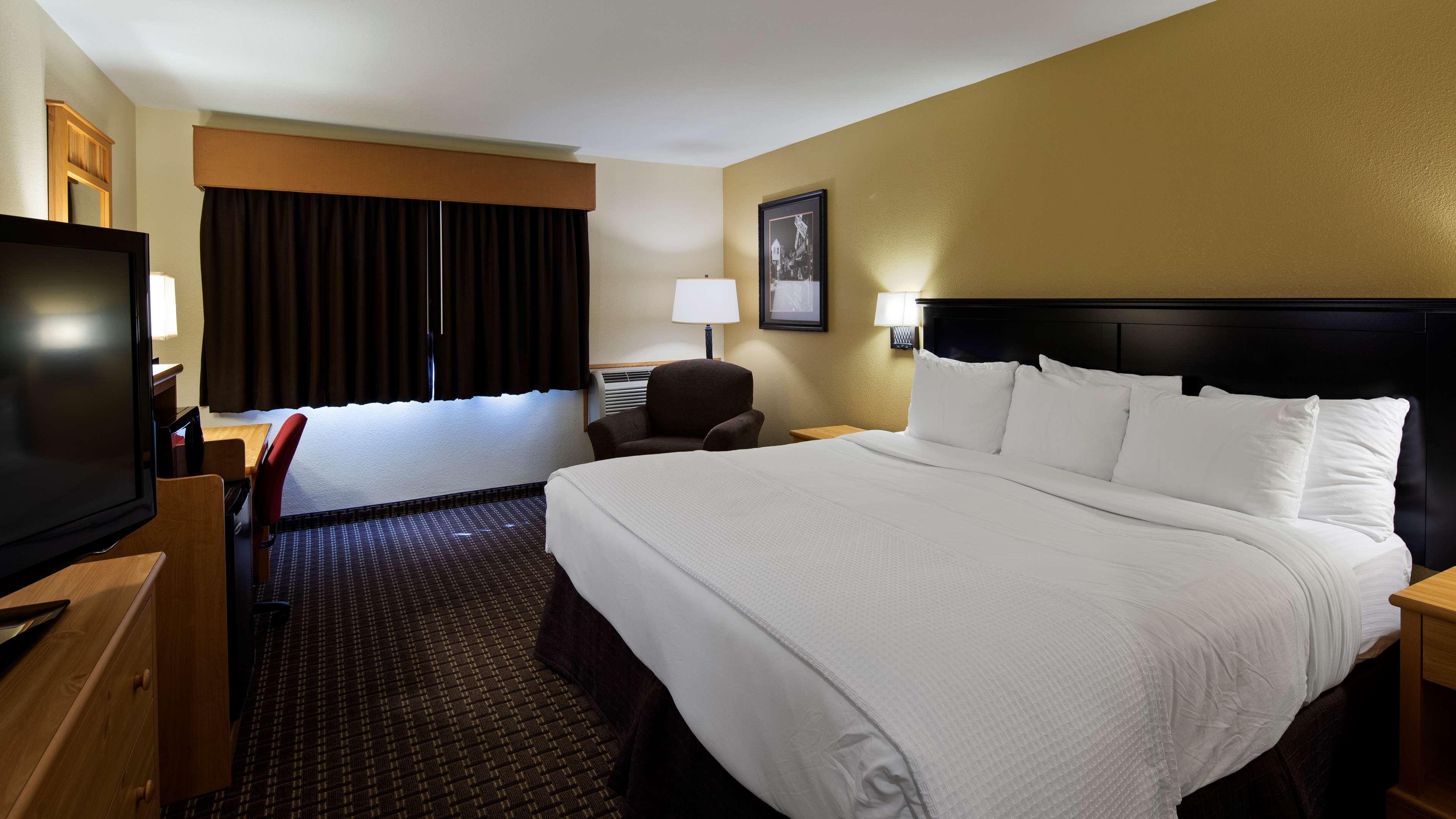 Best Western Golden Spike Inn & Suites Гілл-Сіті Екстер'єр фото