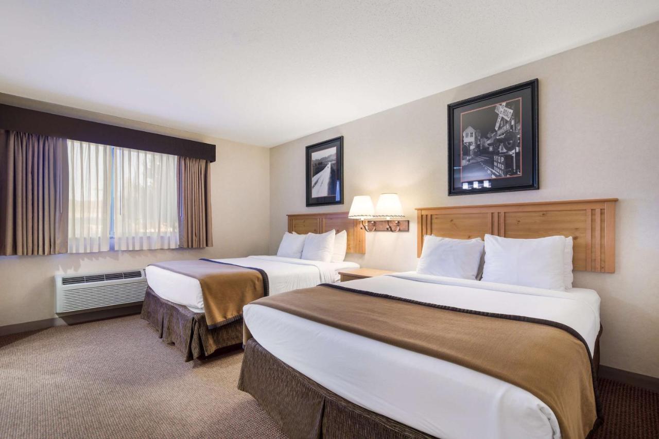 Best Western Golden Spike Inn & Suites Гілл-Сіті Екстер'єр фото